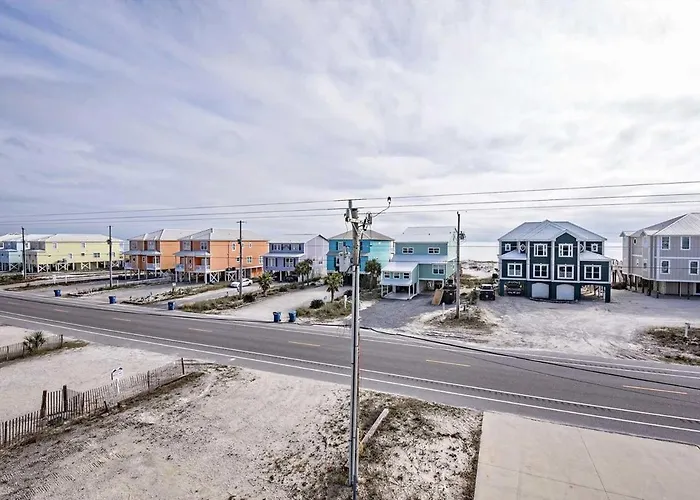 N Breezy 10 Bedroom Pool * Gulf Shores