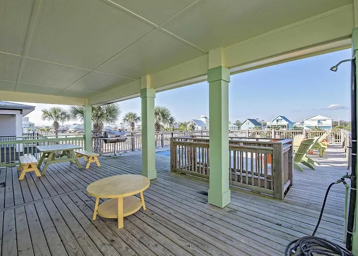 N Breezy 10 Bedroom Pool Holiday home *